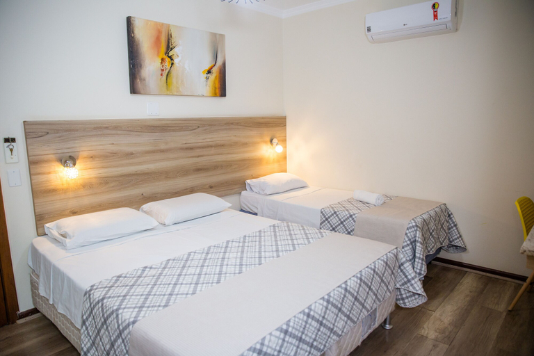 Bedroom 3, Lisboa Hotel, Poços de Caldas