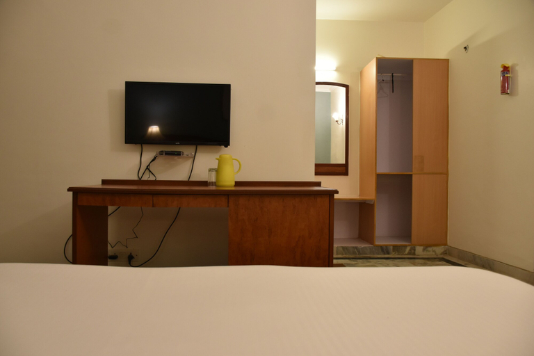 Bedroom 3, Greenwood Hotel, Chhatarpur