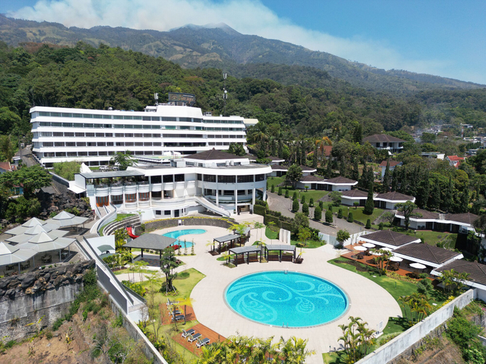 Exterior & Views 1, Surya Hotel and Cottage Prigen, Pasuruan
