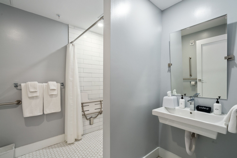 Bedroom 5, The Ledger Residences by Sosuite - Old City, Philadelphia