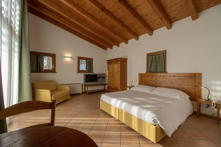 Bedroom 8