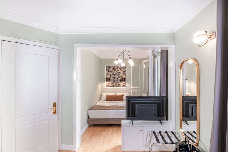 Bedroom 4, Belle epoque suites, Attica