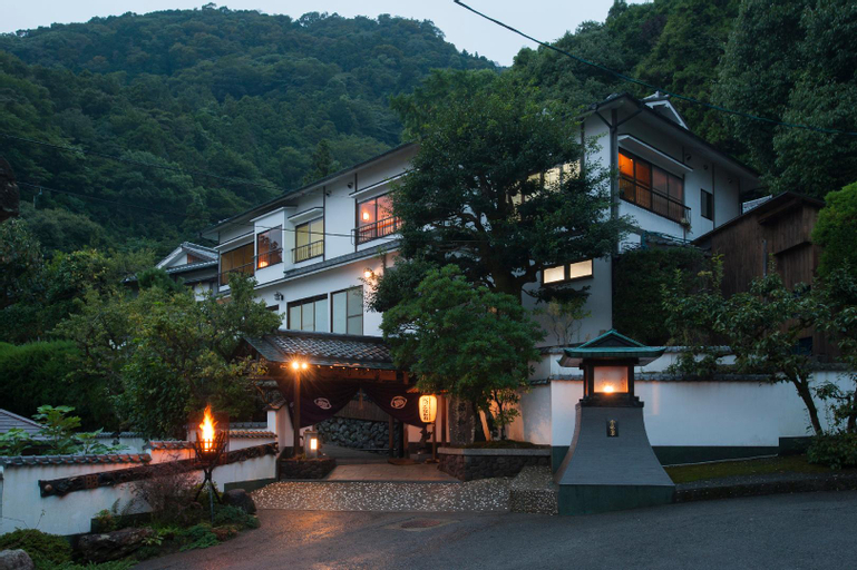 Beppu Showaen, Beppu