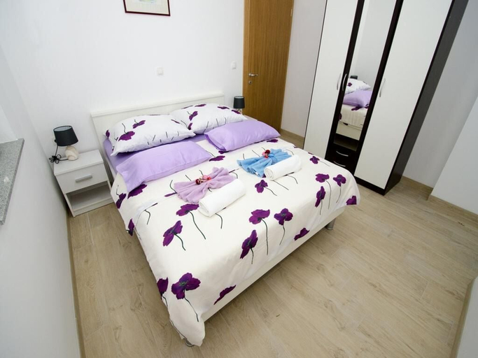 Bedroom 3, Apartments Vesela, Janjina