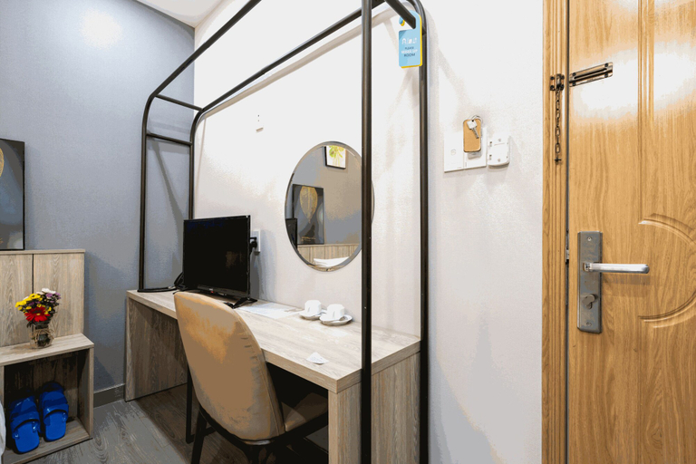 Bathroom 3, THE COZY INN, District 1