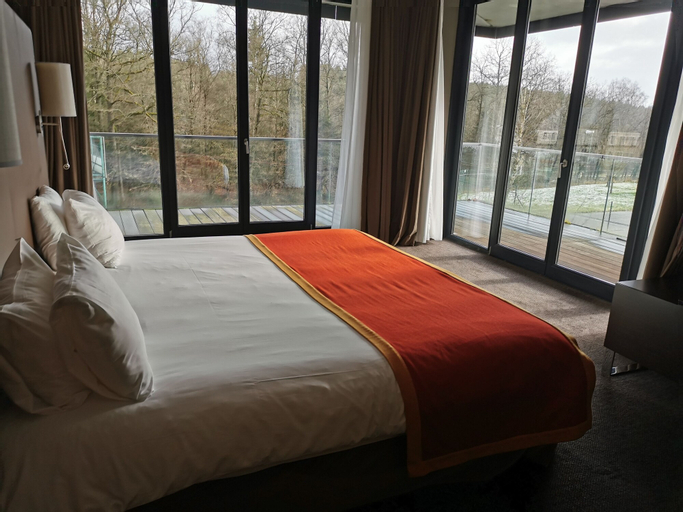 Bedroom 26