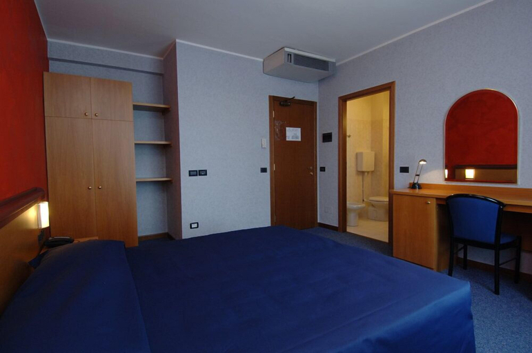 Bedroom 3, HOTEL RESIDENCE DUCALE, Mantua