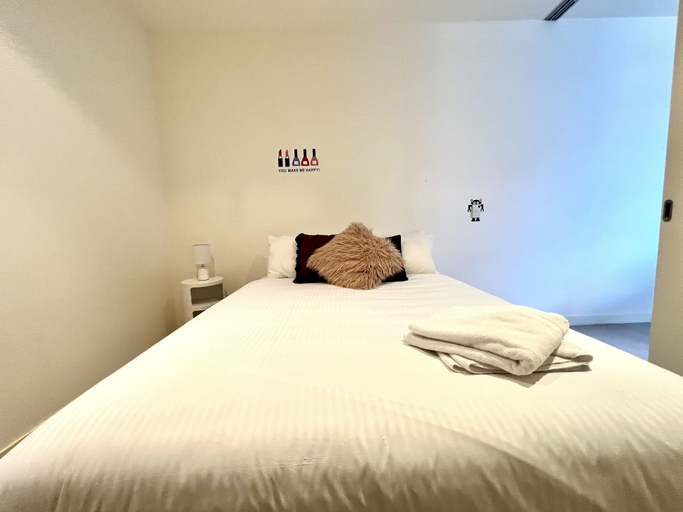 Bedroom 2, Readyset Apartments at QV, Melbourne