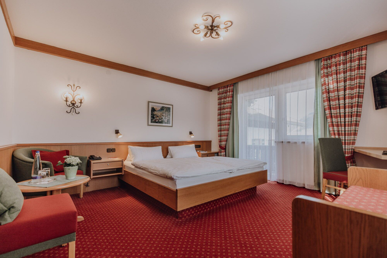 Bedroom 3, Hotel Restaurant Weßner Hof, Traunstein