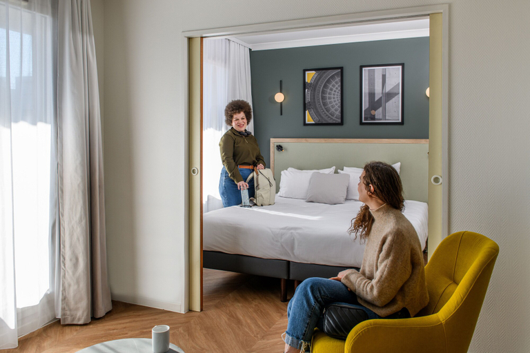 Bedroom 3, Aparthotel Adagio Paris Buttes Chaumont, Paris