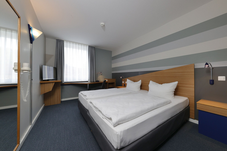 Bedroom 4, Median Hotel Hannover Messe, Region Hannover