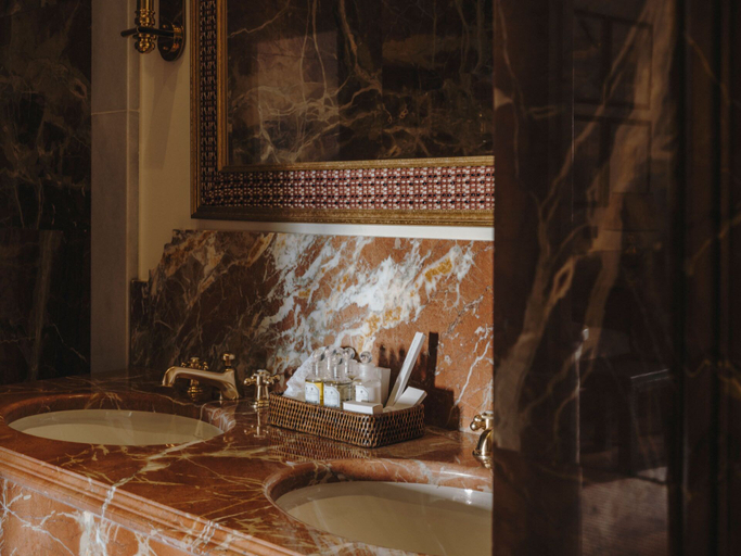 Bathroom 4, Grand Hotel Son Net, Baleares