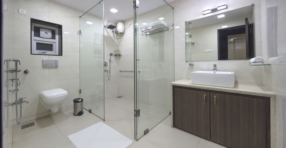 Bathroom 3, amã Stays & Trails Sluice House, Lonavala, Pune
