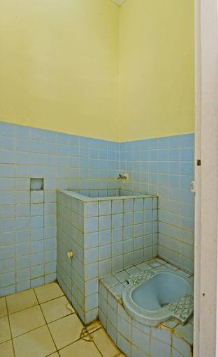 Bathroom 3, OYO 3722 Hotel Mutiara, Banyumas