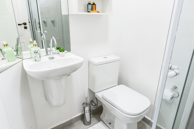 Bathroom 4, Apartamento 2 Quartos - Praça Pôr do Sol, São Paulo