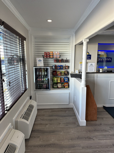 Food & Drinks 5, Days Inn by Wyndham Temple, Bell