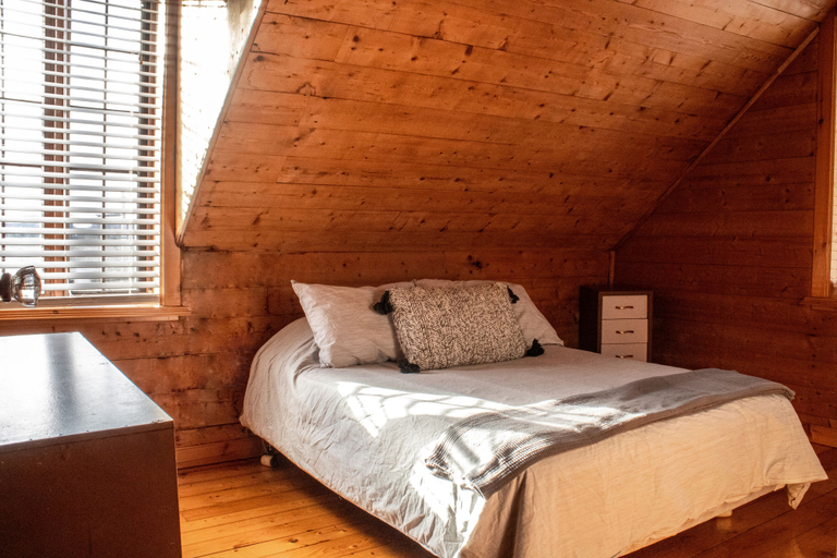 Bedroom 2, Les Chalets Tourisma - La Campagnarde, Portneuf