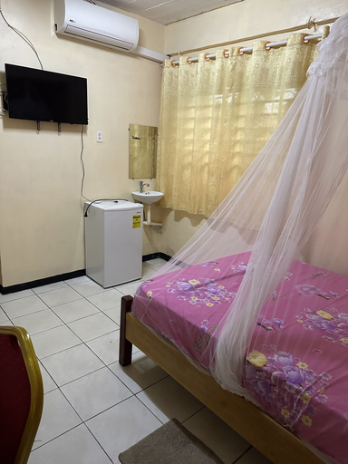 Bedroom 2, SB7, Blauwgrond