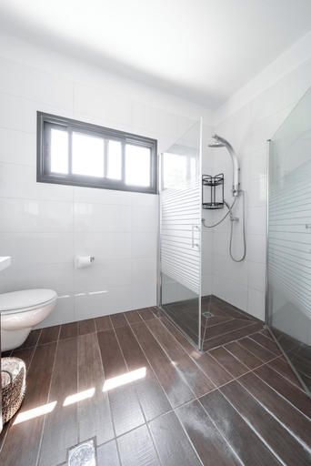 Bathroom 3, Artistic Vac Villa w pool by Sea N' Rent