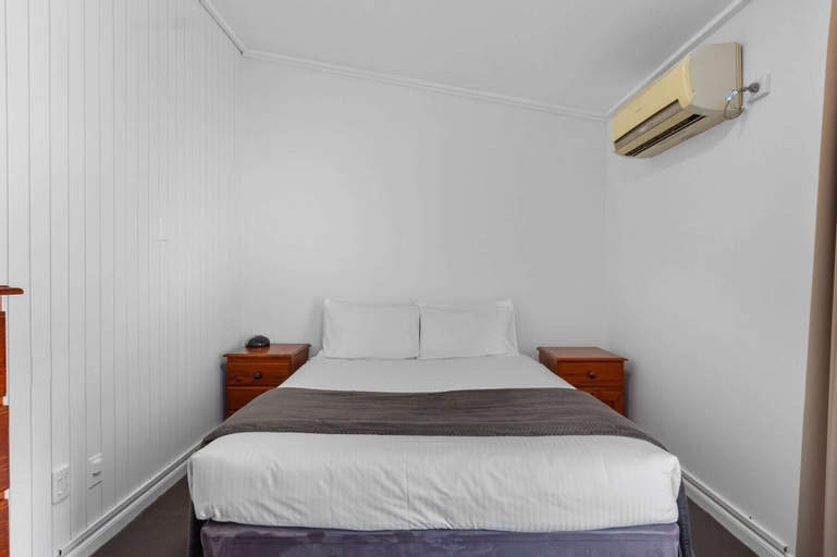 Bedroom 11