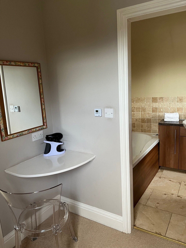 Bathroom 5, Newsham Grange Farm Bed and Breakfast, North Yorkshire