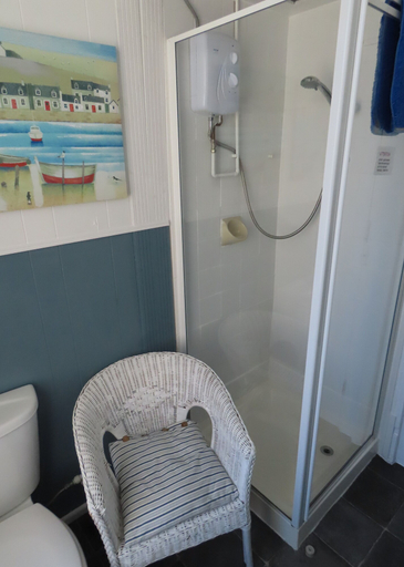 Bathroom 3, Willin House Hotel, Blackpool