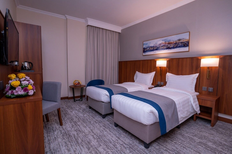 Bedroom 3, Nusk Al Hijrah Hotel, Al Madinah Al Munawwarah