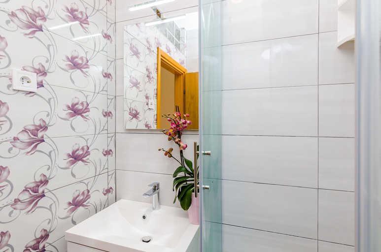Bathroom 3, Apartments & Room Frane, Dubrovnik