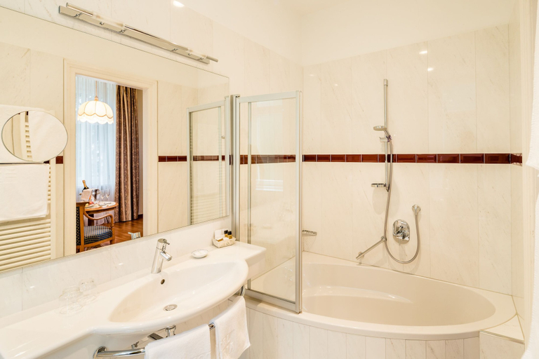 Bathroom 5, Villa Bavaria, Bolzano