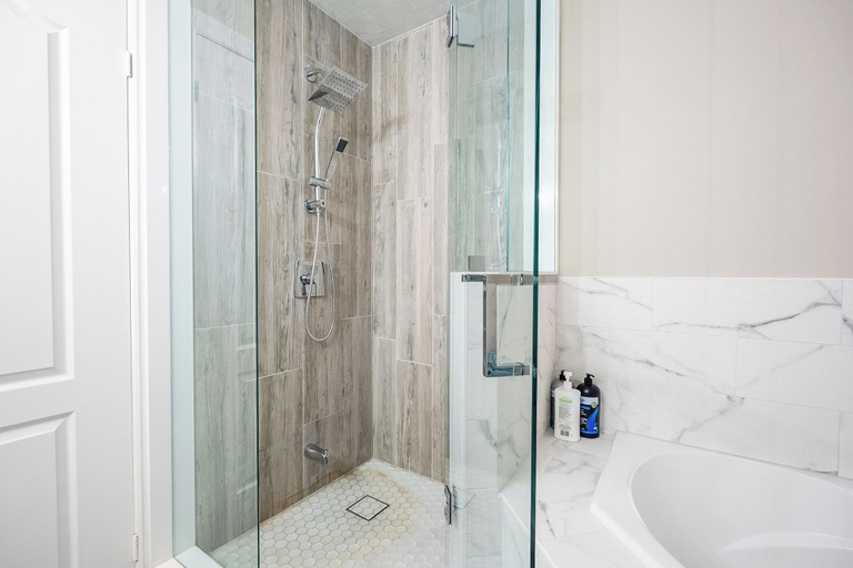 Bathroom 3, GLOBALSTAY Modern 4Br TH near Green Park, York