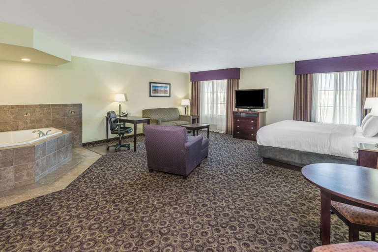 Bedroom 12