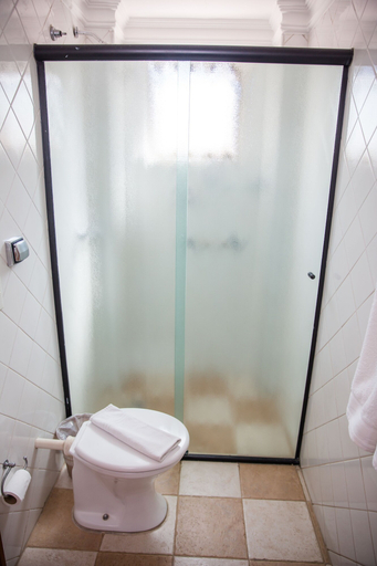 Bathroom 4, Lisboa Hotel, Poços de Caldas
