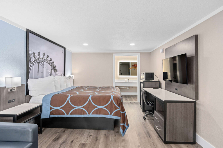 Bedroom 4, Super 8 by Wyndham Kissimmee/Orlando, Osceola