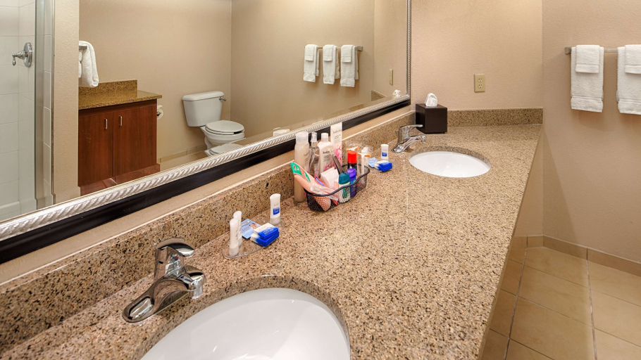 Bathroom 4, Best Western Benton Harbor-St. Joseph, Berrien