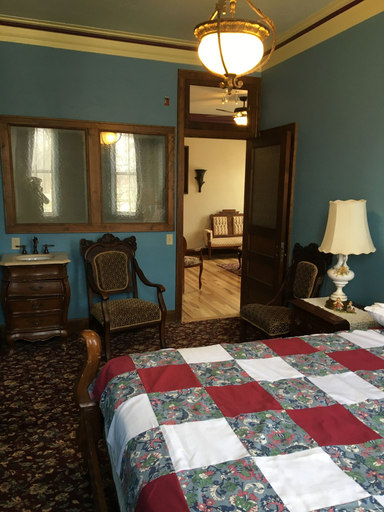 Bedroom 5, Cambridge Inn on Main, Dane