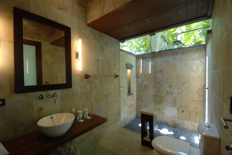 Bathroom 5, The Farm at San Benito, Autograph Collection, Lipa City
