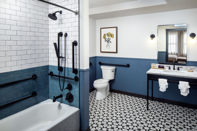 Bathroom 21