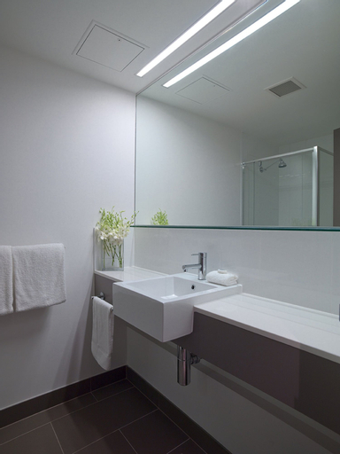 Bathroom 27