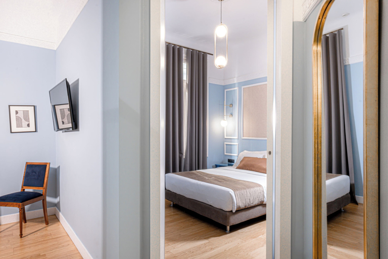 Bedroom 3, Belle epoque suites, Attica
