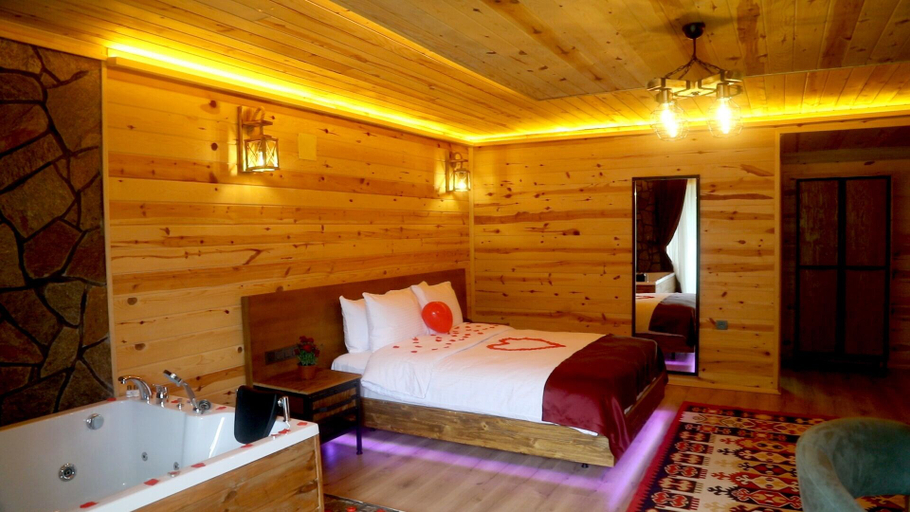 Bedroom 3, Yamaçda Suit Otel, Ardeşen