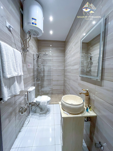 Bathroom 3, Shadow Pyramids View INN, Unorganized in Al Jizah