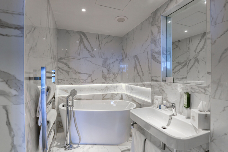 Bathroom 5, Marsden Suites Nautilus Orewa, Rodney