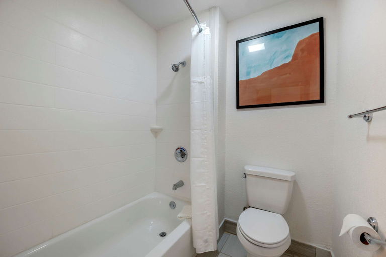 Bathroom 4, Comfort Inn South Padre Island Central, Cameron