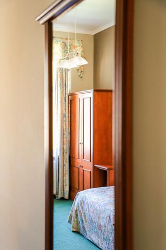 Bedroom 2, Hotel Union, Praha 5
