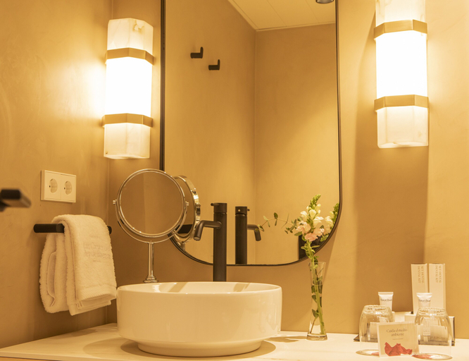 Bathroom 5, Hospes Las Casas del Rey de Baeza, a Member of Design Hotels, Sevilla