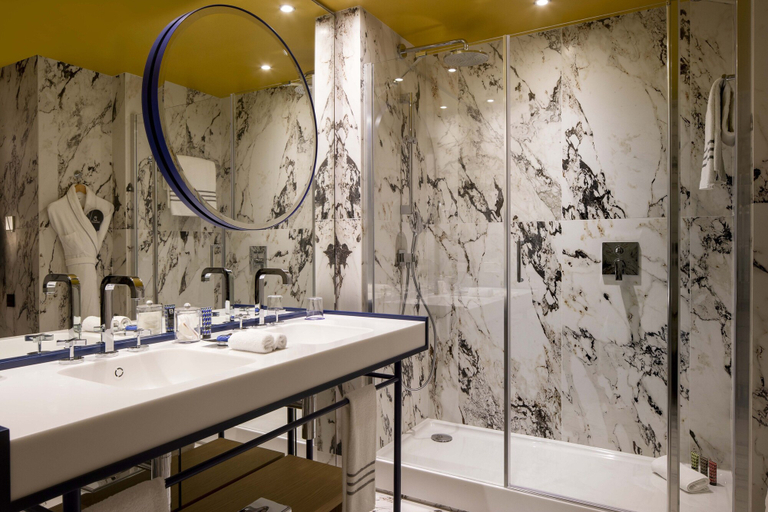 Bathroom 4, Hotel Bel Ami, Paris