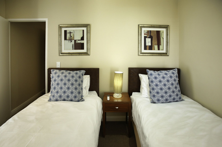 Bedroom 5, Ellefsen Suite 117, West Coast