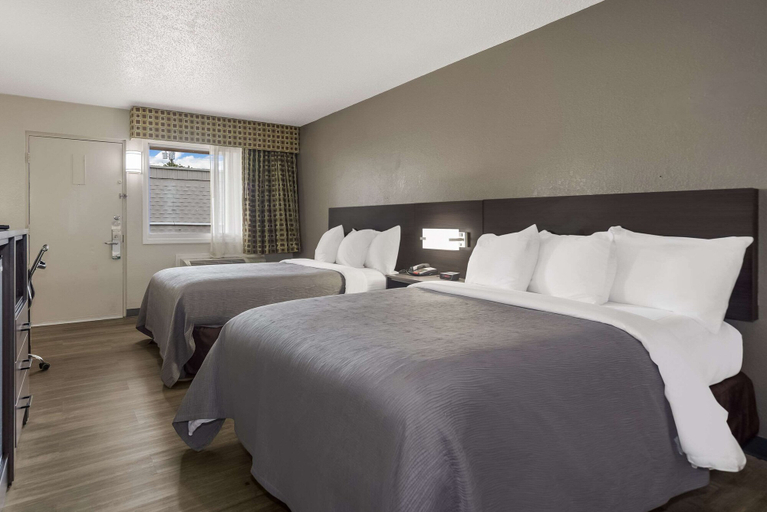 Bedroom 3, Quality Inn Charleston - West Ashley, Charleston