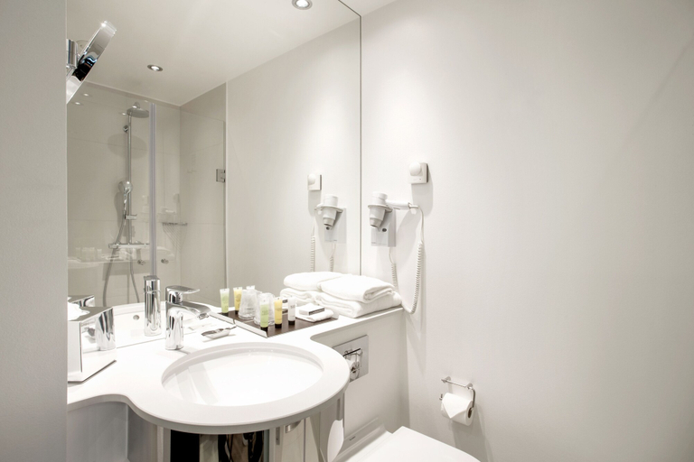 Bathroom 5, Tivoli Hotel, Copenhagen