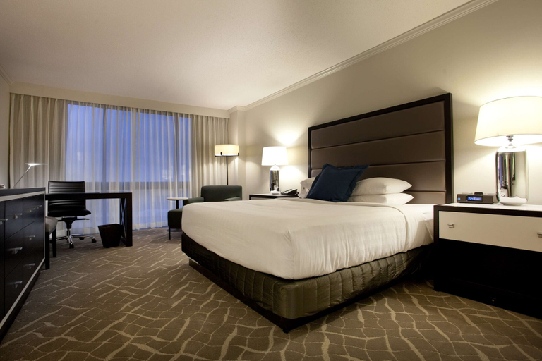 Bedroom 3, Hyatt Regency Birmingham-The Wynfrey Hotel, Jefferson